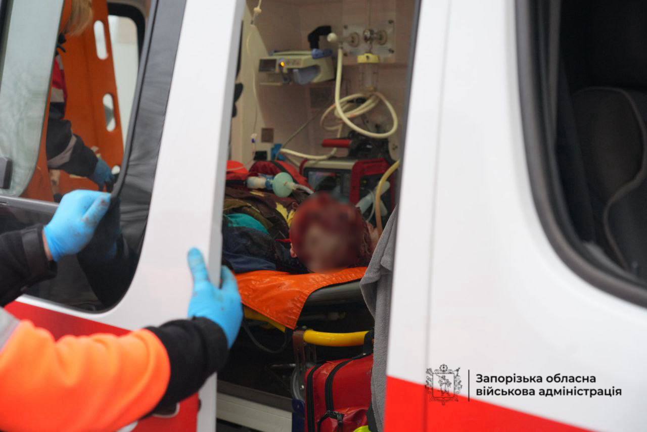 Удари по Запоріжжю та Запорізькому району: десятки постраждалих